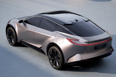 Koncept Toyota Sport Crossover ako ukážka nového batériového elektrického modelu pre Európu