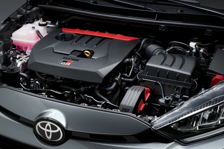 Nye Toyota GR Yaris. Mer kraft, digitale instrumenter og debut for automatgirkasse