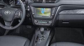 Avensis 2015