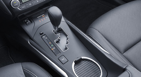 Avensis 2015