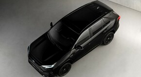 Bemutatkozik a Toyota RAV4 Hybrid Black Edition