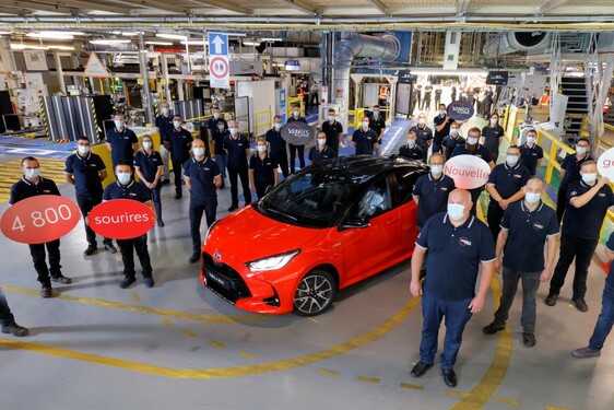 Toyota Motor Europe spúšťa vo Francúzsku výrobu nového Yarisu, prvého kompaktného vozidla s  architektúrou Toyota New Global Architecture