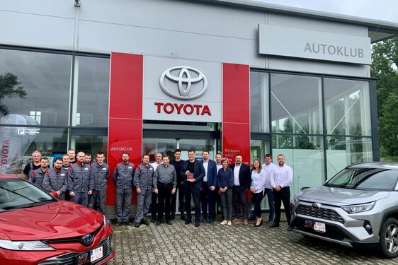 Najlepším predajcom značky Toyota na Slovensku pre rok 2020 je podľa odporučenia zákazníkov spoločnosť AUTOKLUB, a. s., v Poprade