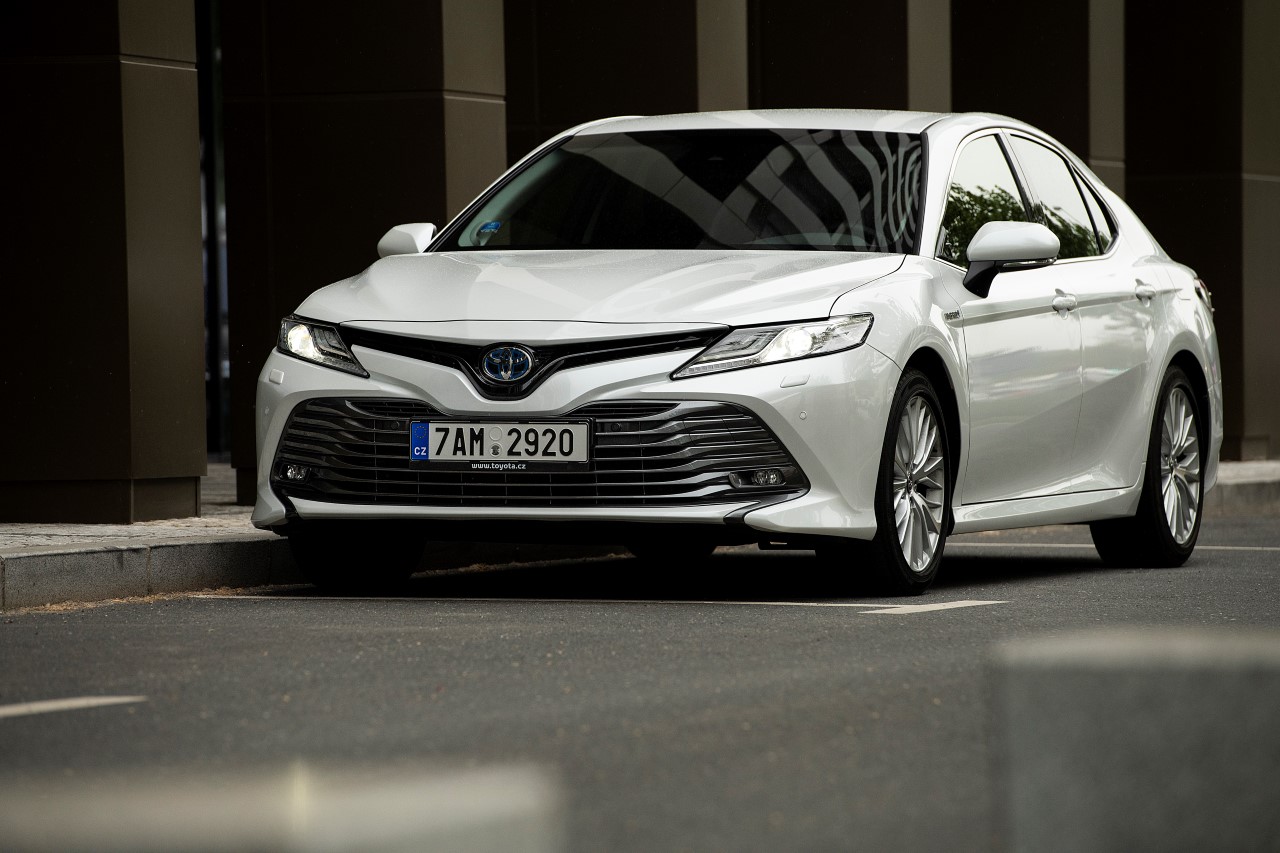 Toyota v pololetí zvýšila prodej o sedm procent