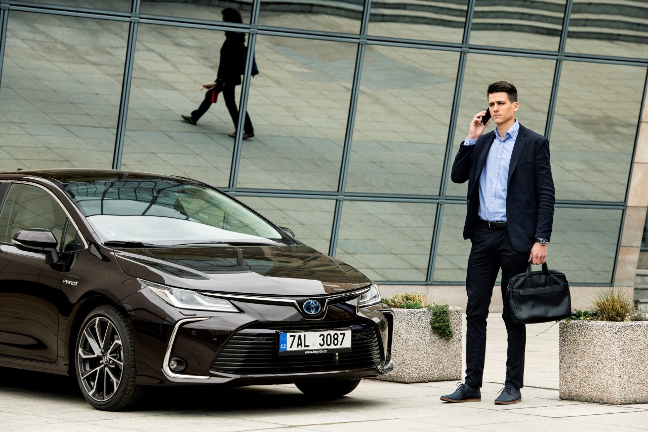 Toyota nabízí podnikatelům i soukromým osobám odklad splátek a nižší úroky