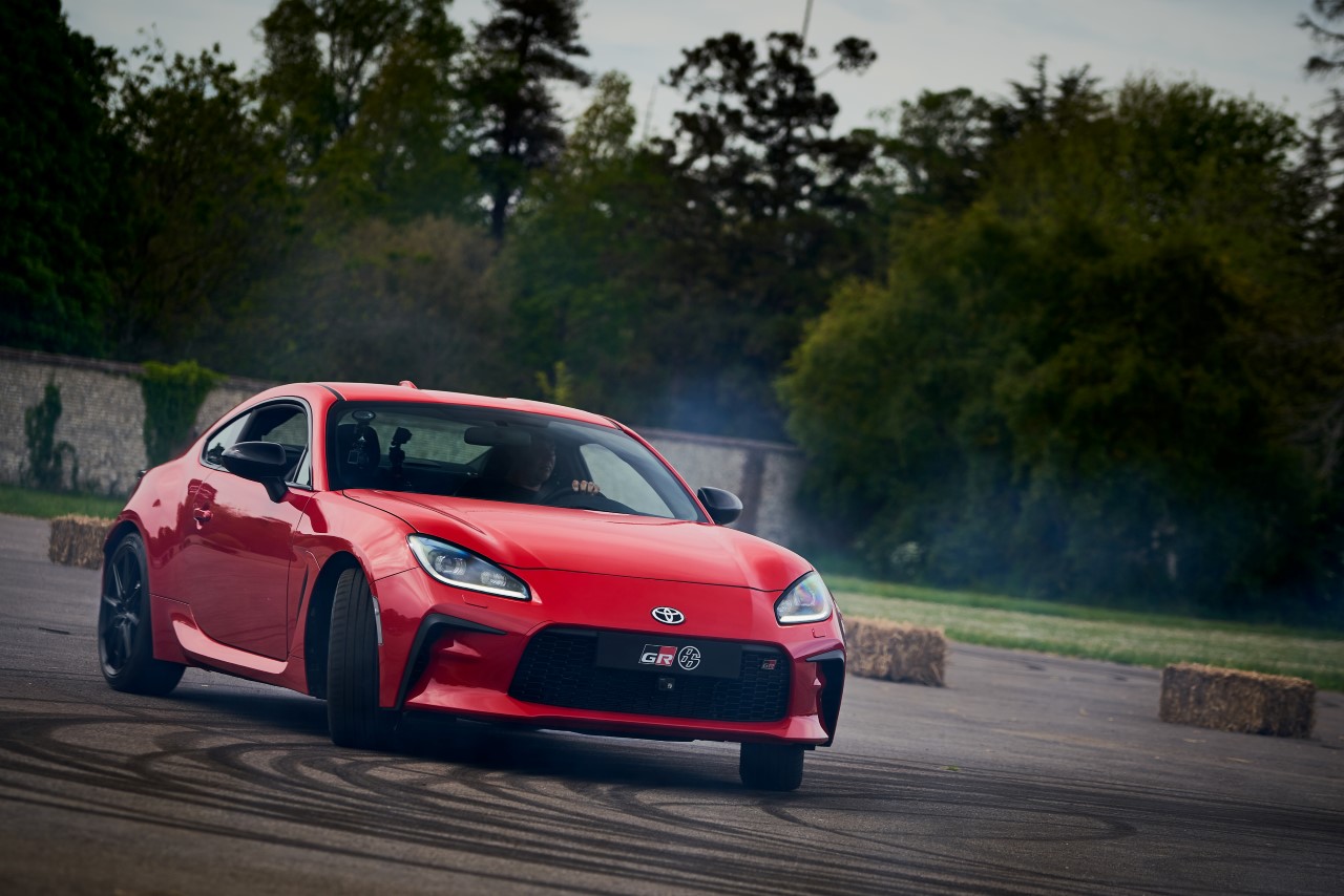 Nová Toyota GR 86 se představí v celosvětové premiéře na Festivalu rychlosti v Goodwoodu 