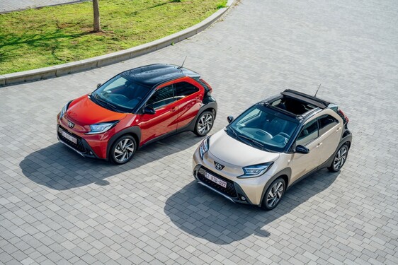 Toyota Víkend láká na nové Aygo X i na osvědčenou klasiku