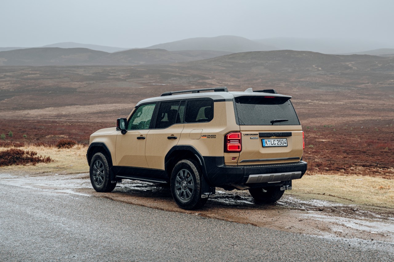 Press kit - Nová Toyota Land Cruiser: Moderní ikona se věrně drží kořenů