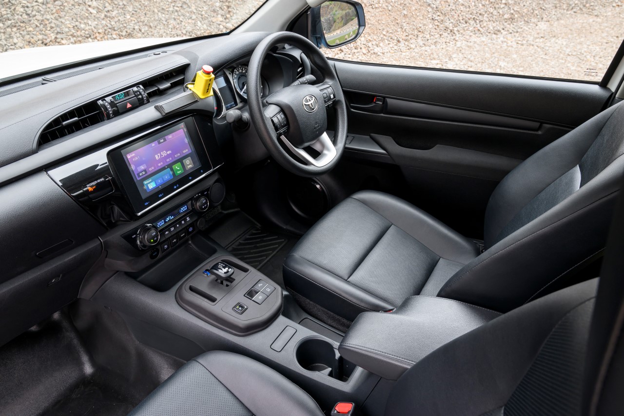 První vodíkové Toyoty Hilux se už testují na silnicích