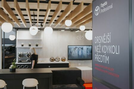 Toyota Tsusho otevřela zbrusu nové centrum užitkových vozů 