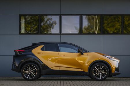 Vozy Toyota (nejen) s plug-in hybridním pohonem teď pořídíte výhodněji