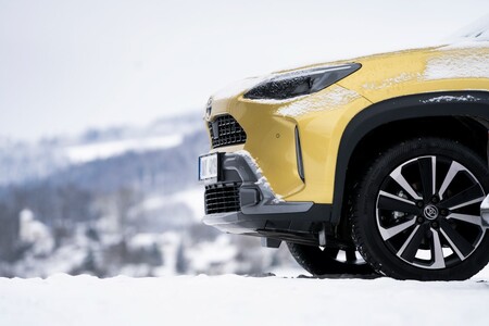 Nechte svůj vůz před sezónou zkontrolovat, zimní kola i příslušenství pořídíte za nižší ceny