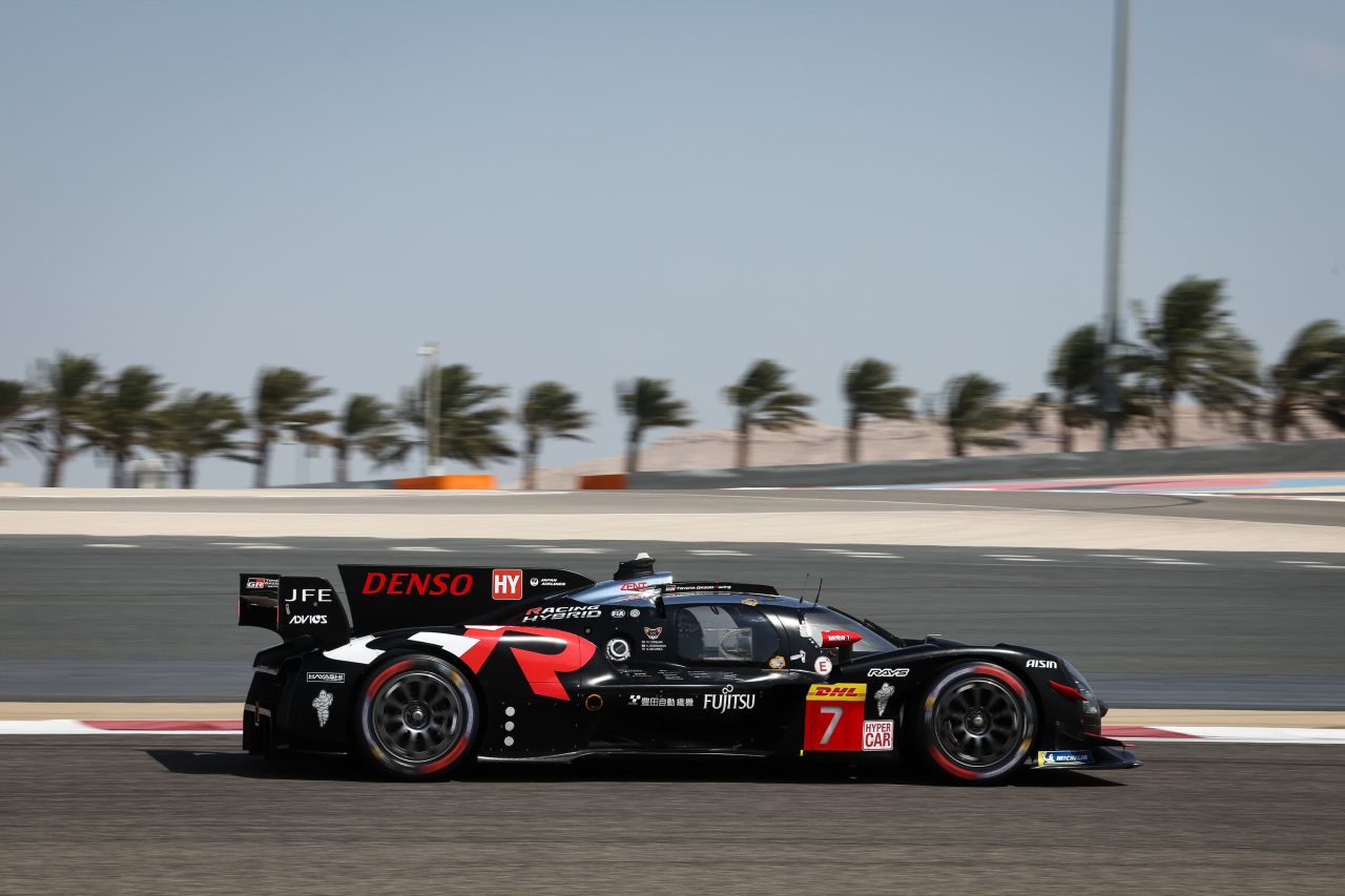 Osm hodin Bahrajnu: Toyota obhájila titul světového šampiona 