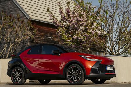 Evropské prodeje Toyoty C-HR dosáhly jednoho milionu kusů