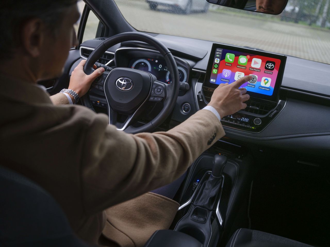 Toyota se v květnu vrátila na pozici druhé nejprodávanější značky