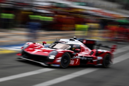 24 hodin Le Mans: TOYOTA GAZOO Racing skončila v Le Mans šestá