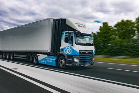 Toyota v Evropě spouští projekt těžkých nákladních aut na vodík 