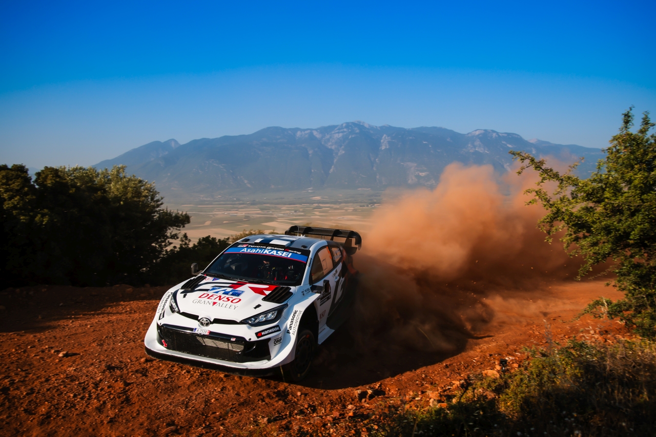  Spalující Rallye Akropolis přinesla celkové druhé místo pro Ogiera z TOYOTA GAZOO Racing