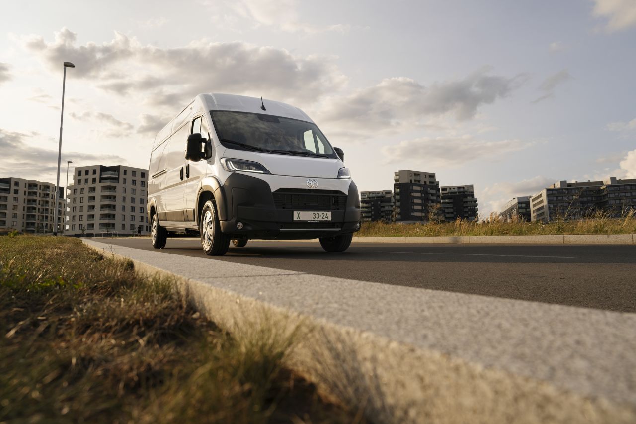 Toyota se i v červnu udržela na 2. místě na trhu, za první pololetí je celkově třetí