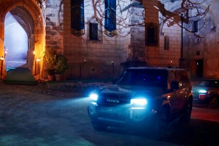 Toyota je partnerem Zrádců na TV Prima, poskytla Land Cruisery