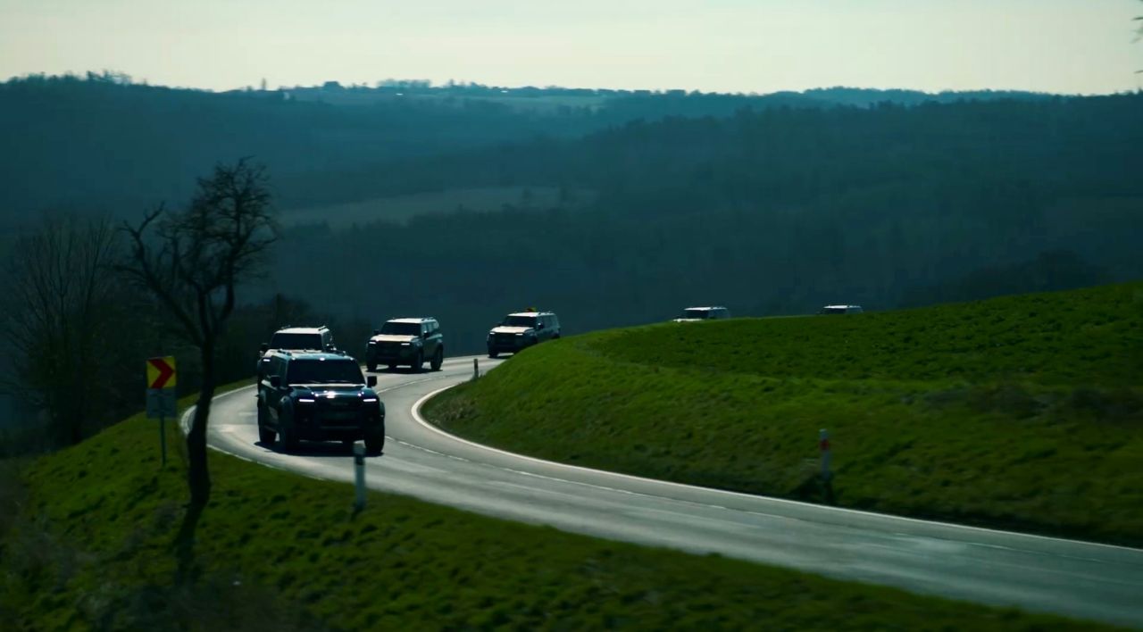 Toyota je partnerem Zrádců na TV Prima, poskytla Land Cruisery