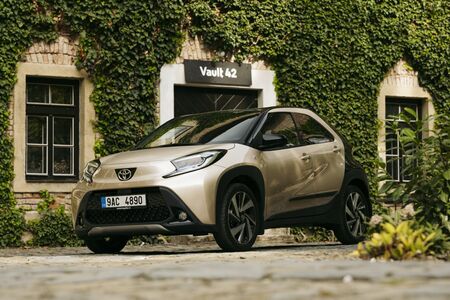 Aygo X, Yaris Cross i Corolla. Oblíbené modely Toyota jsou k dostání výhodněji