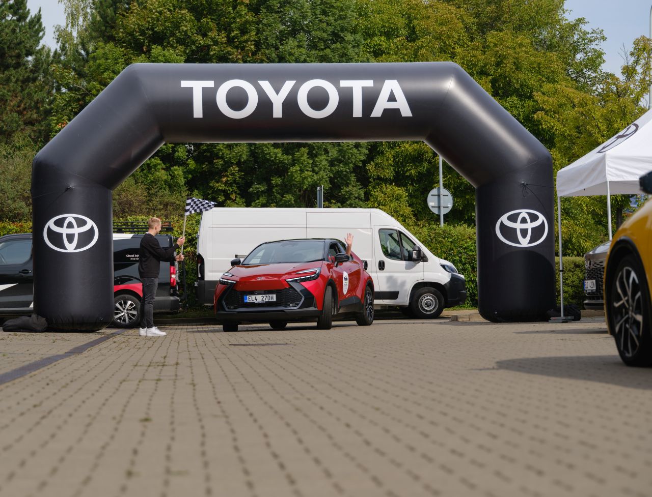 Toyota hostila další ročník závodu o nejefektivnější jízdu Eco Race