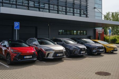 Toyota hostila další ročník závodu o nejefektivnější jízdu Eco Race