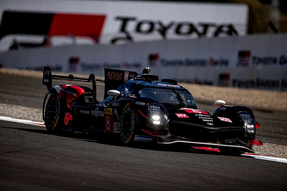 Frustrace týmu TOYOTA GAZOO Racing na okruhu Fuji