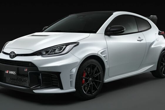 Toyota GR Yaris Aero Performance 2026 má české ceny, končící verze s automatickou převodovkou s akční nabídkou