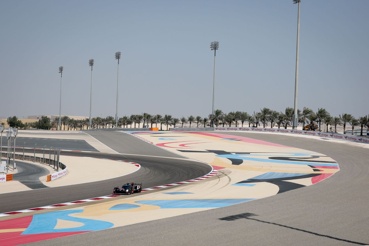 8 hodin Bahrajnu: První dvě místa pro TOYOTU GAZOO Racing 