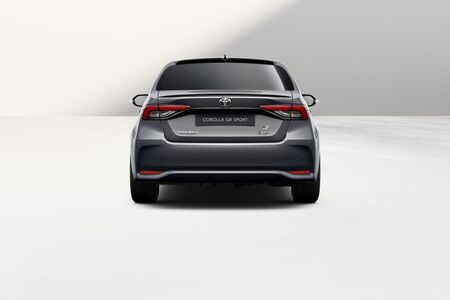 Toyota Corolla pro rok 2026 staví na novém vzhledu a ekologii 