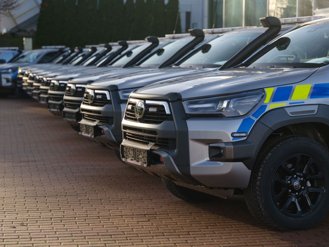 Toyota Tsusho předala Policii ČR prvních 20 vozů Toyota Hilux