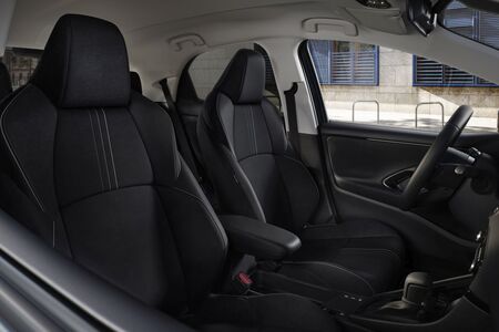 Toyota Yaris pro rok 2026 vylepšuje výbavovou linii Style, přináší nový vzhled a technologie