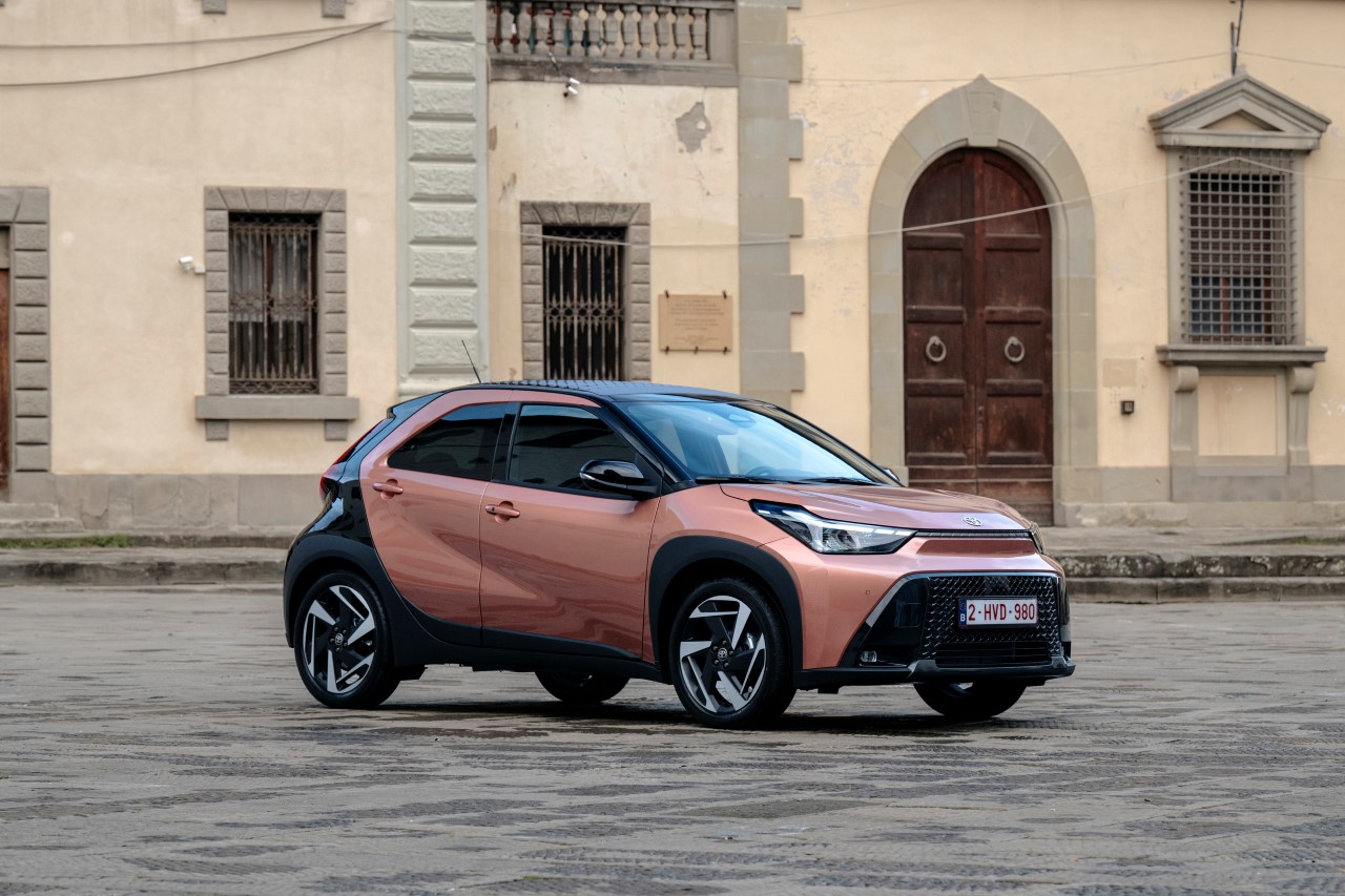 Toyota loni prodala rekordních 22 280 aut a je druhá na trhu s podílem 8,3 procent