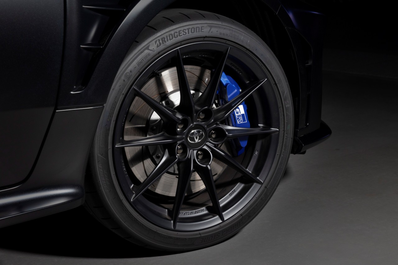 Toyota odhalila speciální edici GR Yaris inspirovanou Sébastienem Ogierem