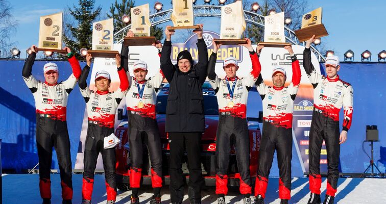 Mistr zasněžených tratí Evans dovedl Toyotu ve Švédsku k prvním čtyřem místům