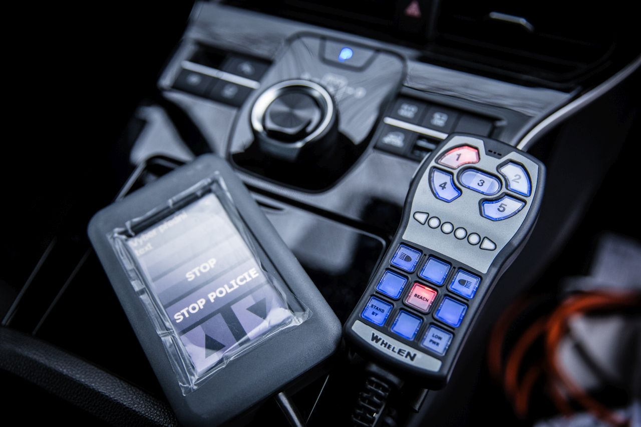 Městská policie Jihlava dostala elektrickou Toyotu bZ4X od Auto Eder