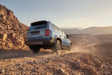  Toyota Land Cruiser 250: Vylepšené výbavy, dvě osobnosti