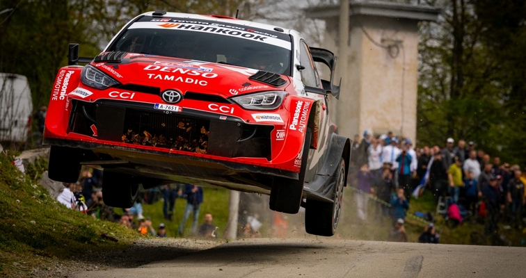 Chorvatská rallye: Katsuta obhájil vítězství a s Toyotou vede šampionát WRC