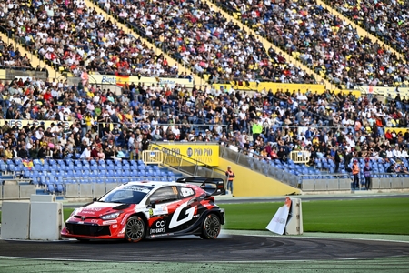 Rallye Kanárské ostrovy: Ogier vítězí po souboji jezdců Toyota Gazoo Racing
