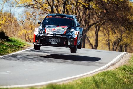 Filip Mareš s vozem Toyota GR Yaris Rally2 ovládl Rallye Šumava Klatovy 
