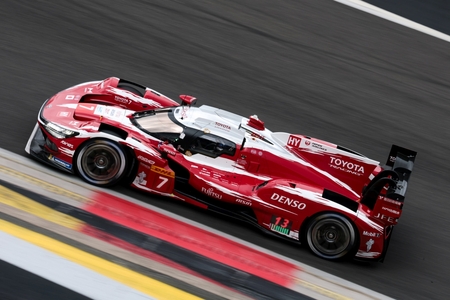 Šest hodin ve Spa-Francorchamps: Drama a dvě bodová umístění pro Toyotu 
