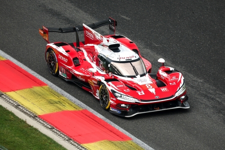 Šest hodin ve Spa-Francorchamps: Drama a dvě bodová umístění pro Toyotu 