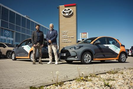 Toyota předala Anytime dalších 180 hybridních Yarisů