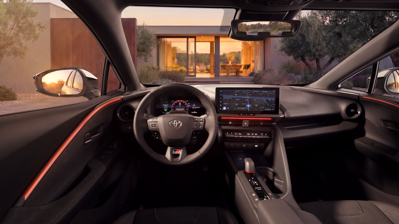 Toyota C-HR: Deset let proti proudu