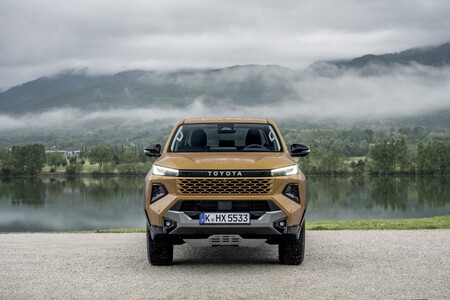 Mild-hybridní Toyota Hilux v Česku startuje pod milionem korun
