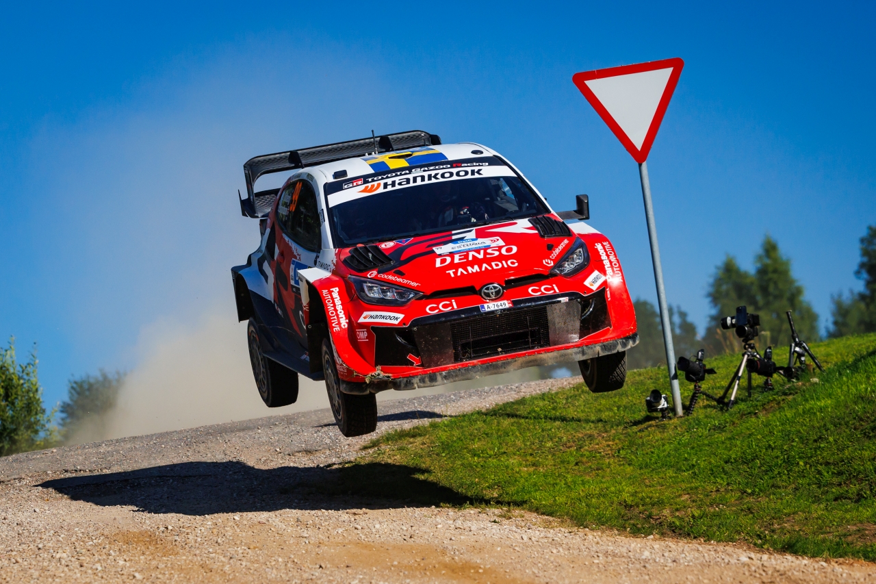 Estonská rallye: Vycházející hvězda Toyoty brala vítězství
