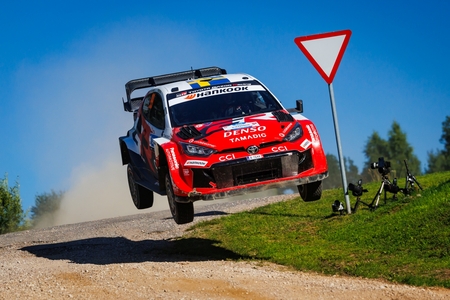 Estonská rallye: Vycházející hvězda Toyoty brala vítězství