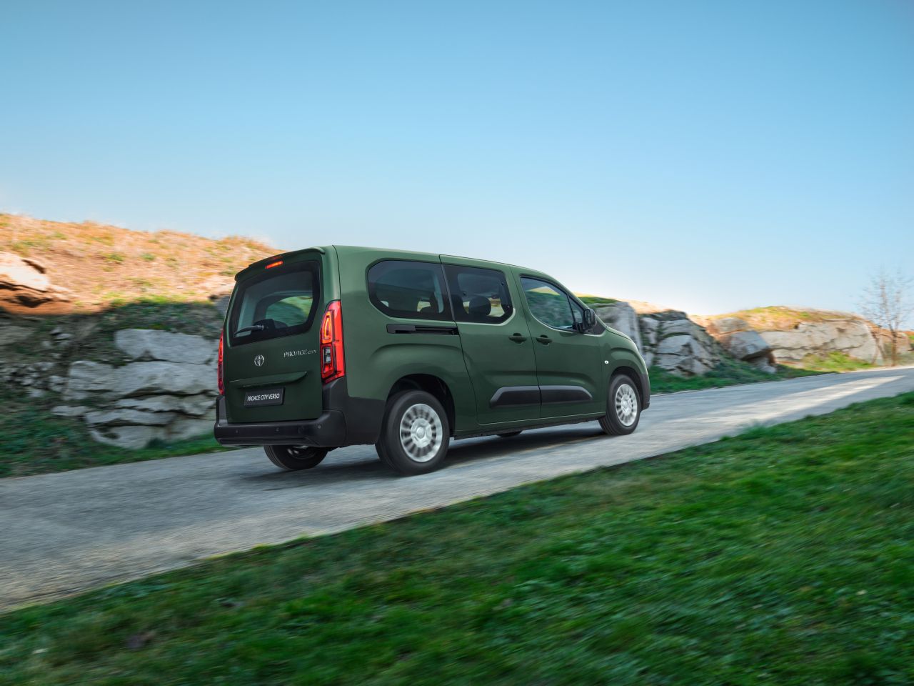 Toyota Professional nabízí akční ceny na užitkové modely skladem